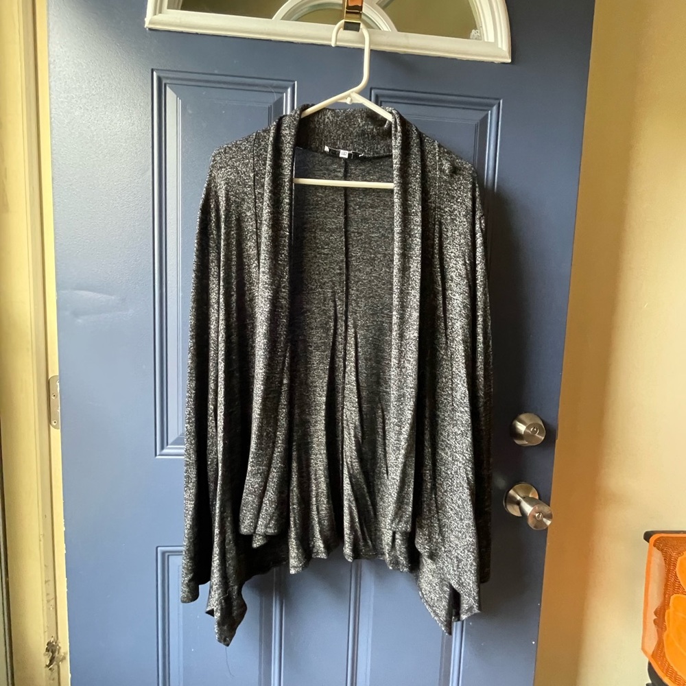 Ladies, XL, purple snow brand cardigan. Perfect fall piece!